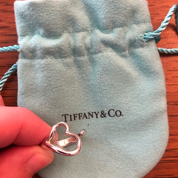 Tiffany & Co Open Heart Ring - Picture 1 of 6